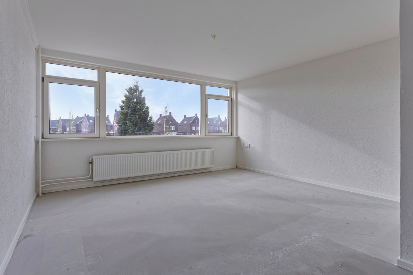 Photo 5 of Leliestraat 122