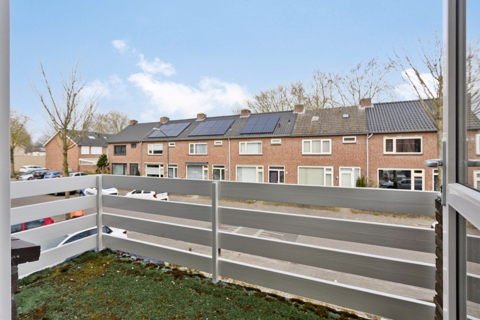 Photo 12 of Leliestraat 122