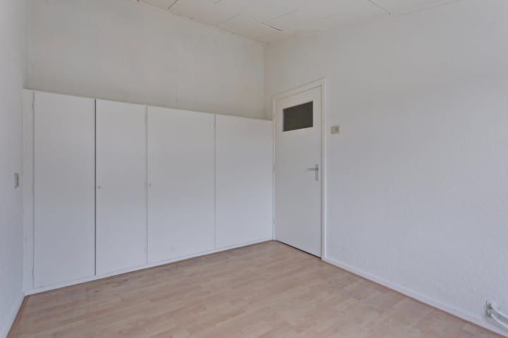 Foto 14 van Leliestraat 122