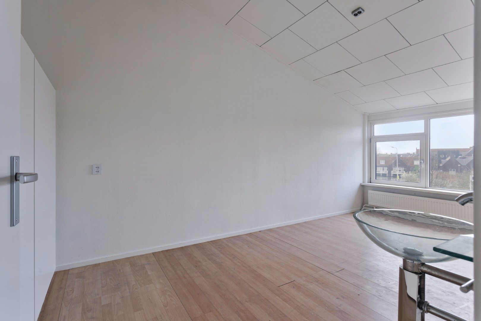 Photo 18 of Leliestraat 122