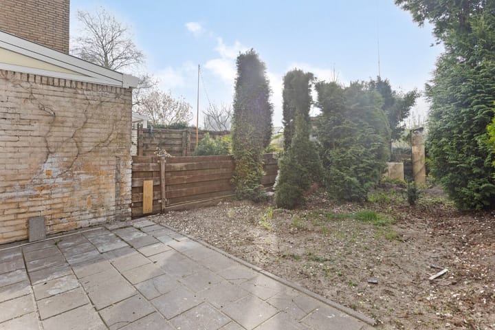 Foto 25 van Leliestraat 122