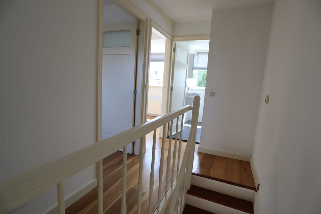 Photo 16 of Spoorstraat 196