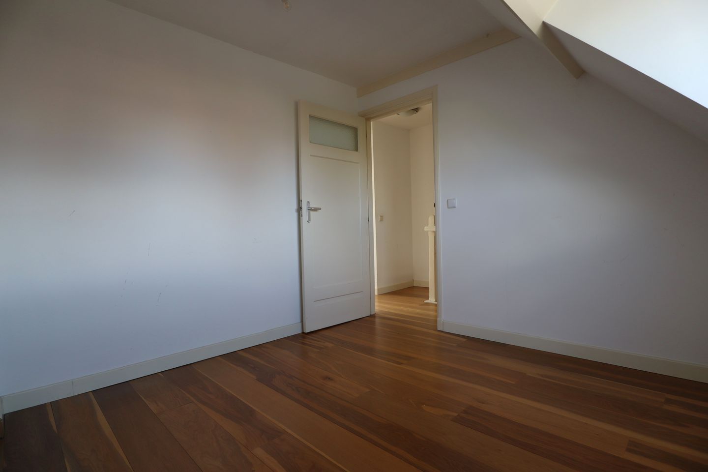 Photo 19 of Spoorstraat 196