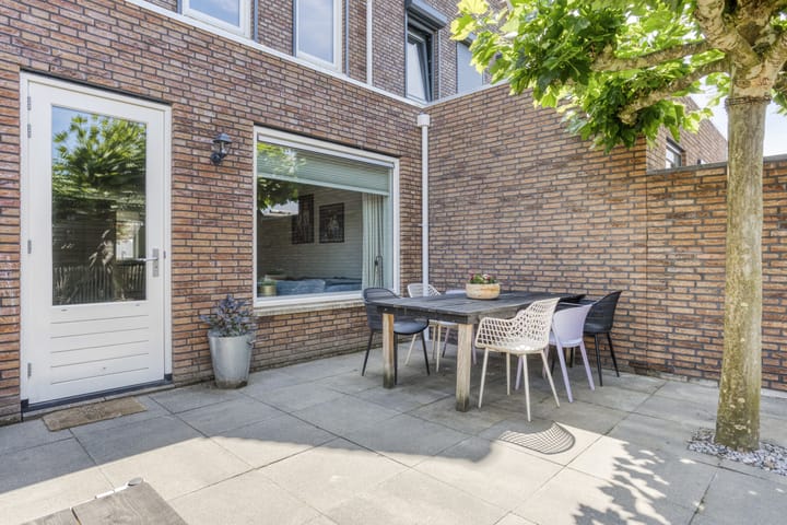 Foto 29 van Oranjestraat 14