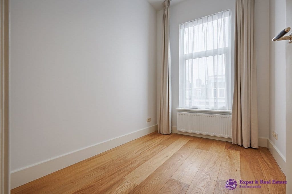 Foto 18 van Johannes Camphuijsstraat 216