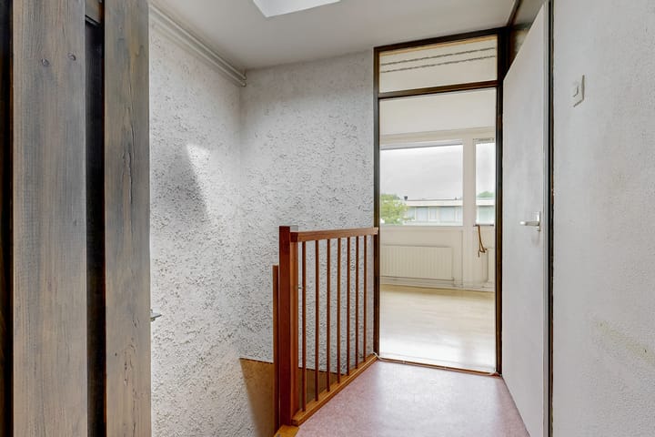 Photo 9 of Bertram 132