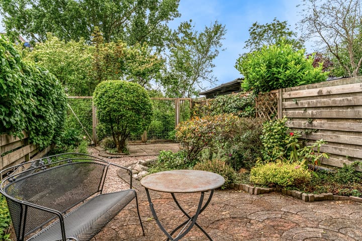 Photo 20 of Bertram 132