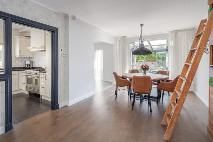 Foto 12 van Bernhardstraat 79