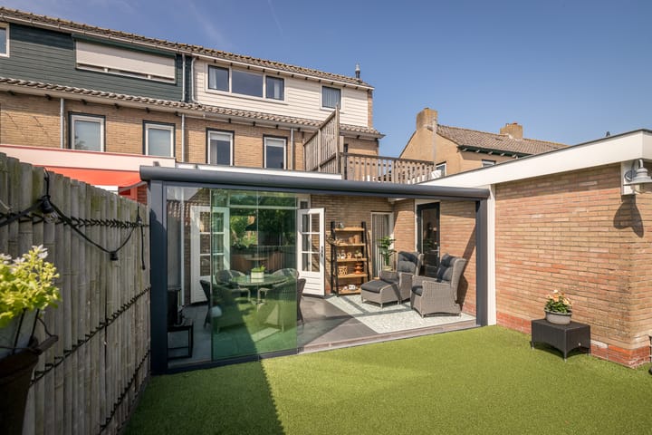 Foto 36 van Bernhardstraat 79