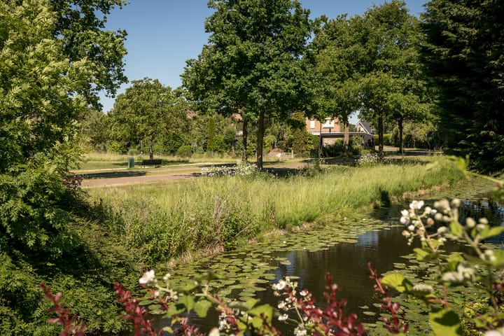 Foto 49 van Bernhardstraat 79