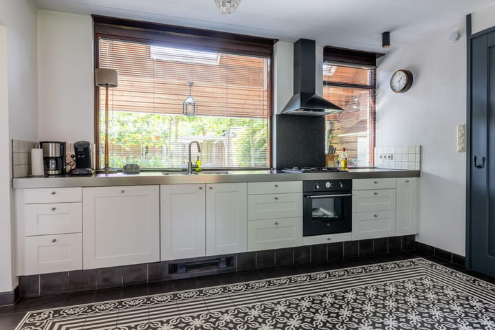 Foto 11 van Nieuwenhuisstraat 1