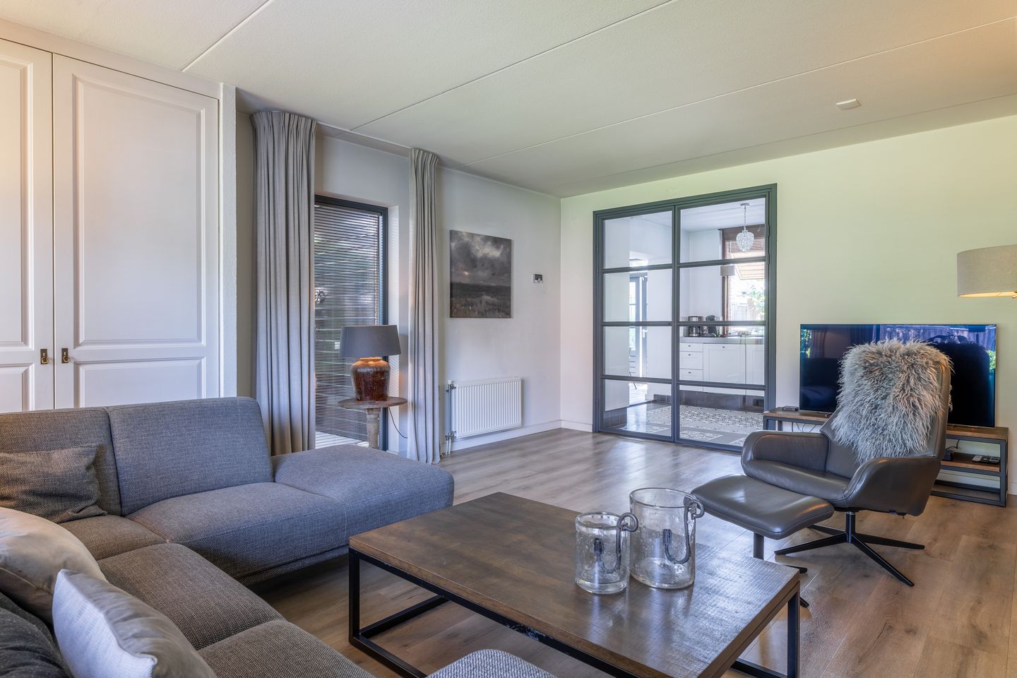 Foto 19 van Nieuwenhuisstraat 1