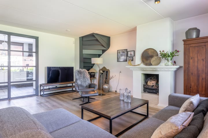 Foto 21 van Nieuwenhuisstraat 1