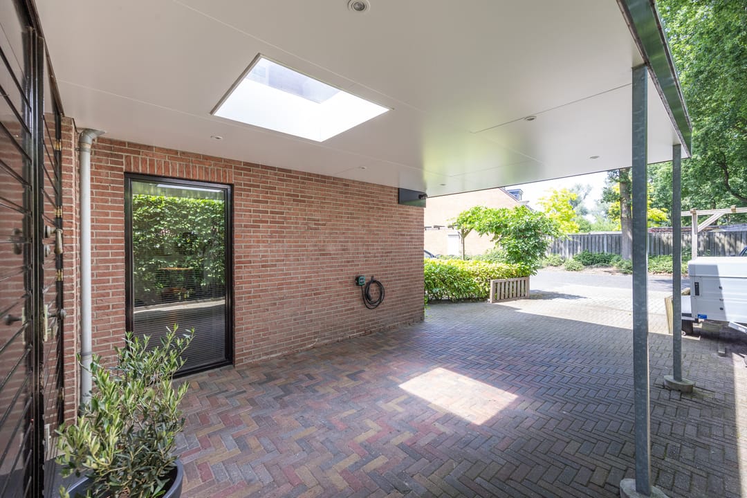 Foto 46 van Nieuwenhuisstraat 1