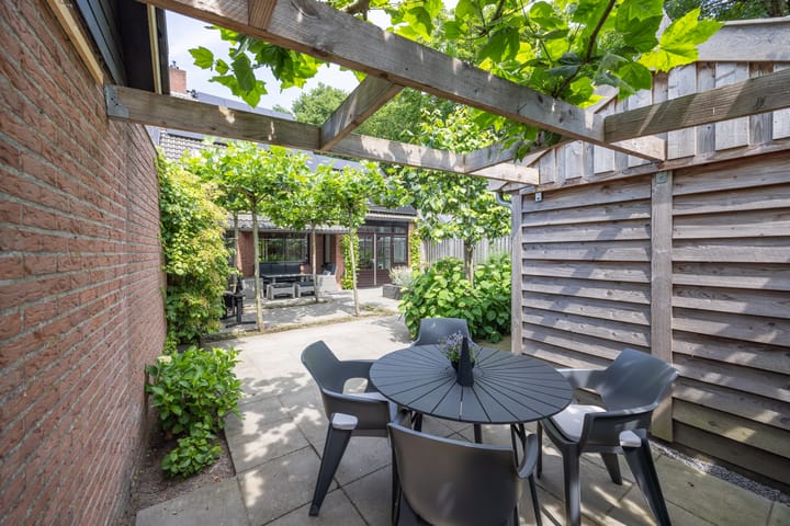 Foto 51 van Nieuwenhuisstraat 1