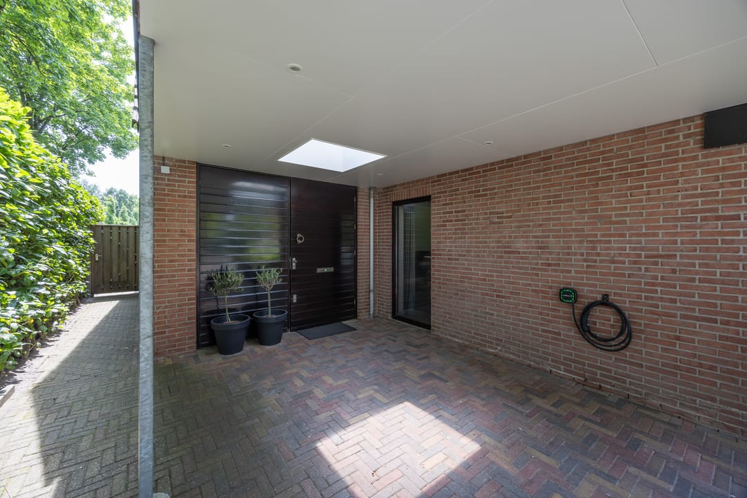 Foto 61 van Nieuwenhuisstraat 1