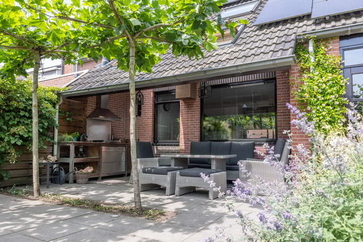 Foto 60 van Nieuwenhuisstraat 1