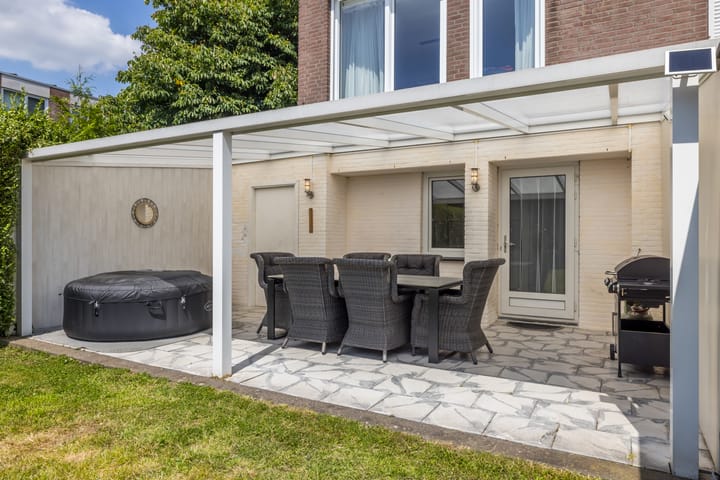 Foto 32 van An de Voeëgelsjtang 29