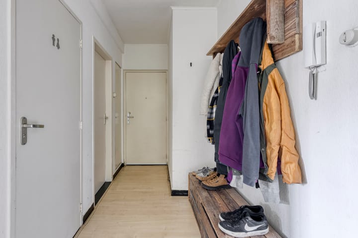 Photo 3 of Waterhoefstraat 9-A