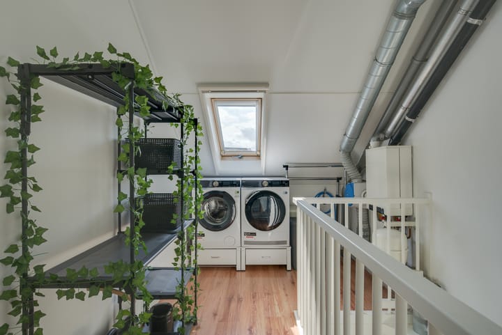 Photo 37 of Middeloo 32