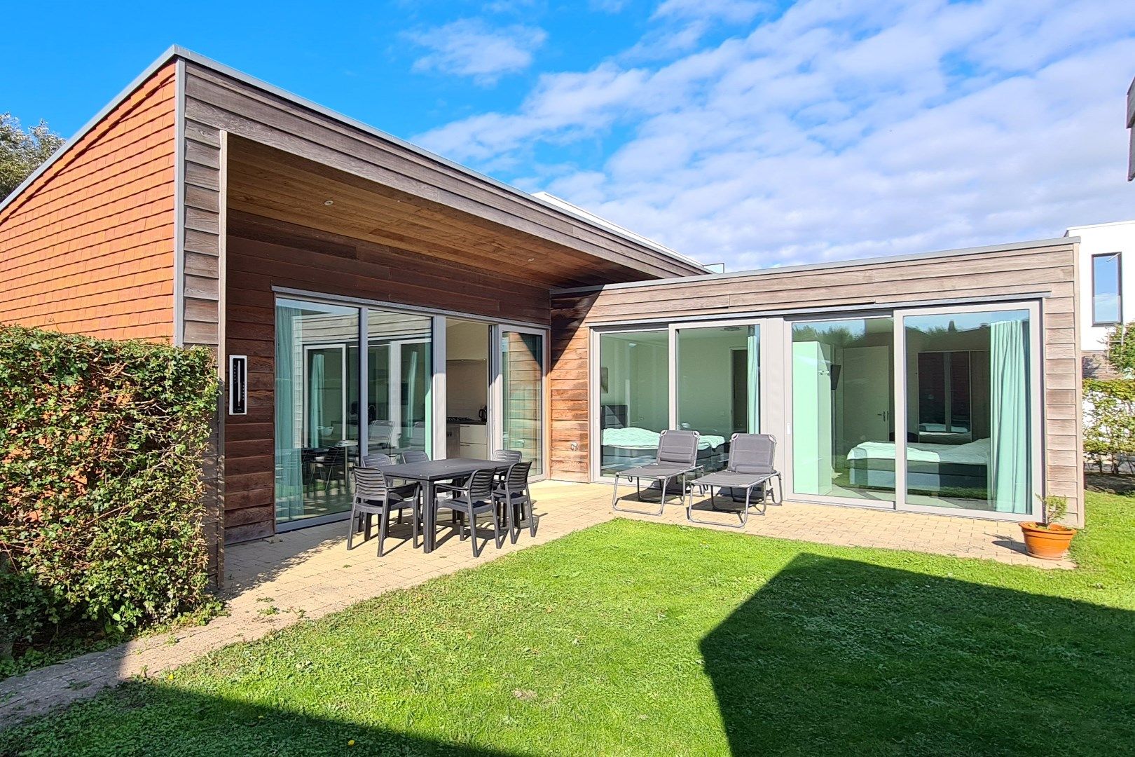2-bedroom freehold villa in Cadzand — photo 1 of 5