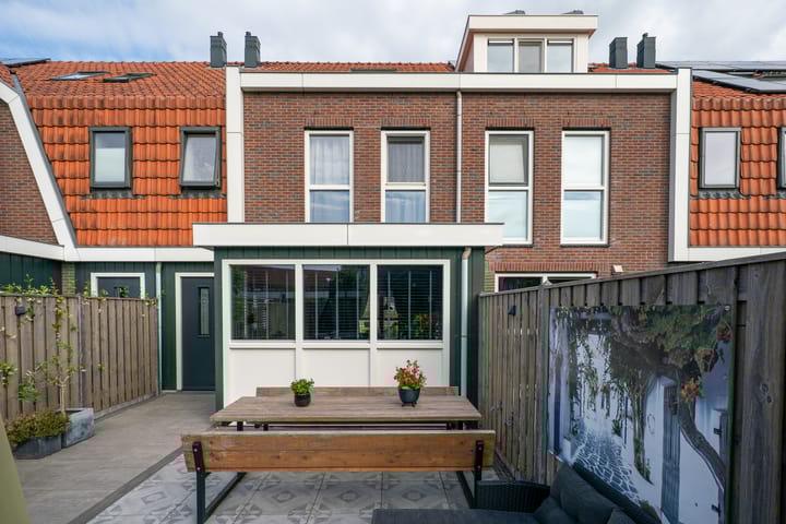 Photo 56 of Middeloo 32