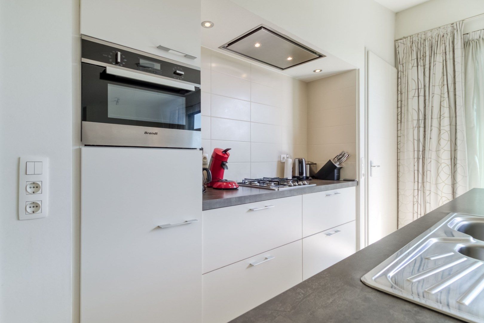 Foto 21 van Vlamingpolderweg 12-24