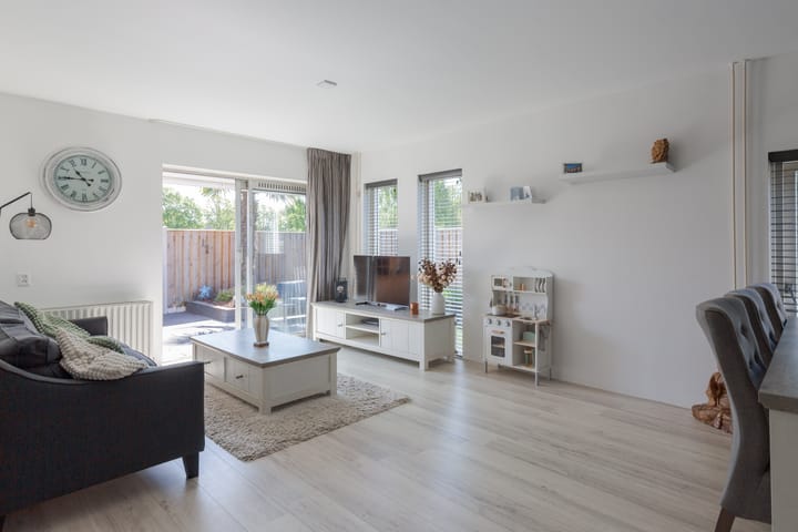 Foto 9 van Wilgeroosje 14