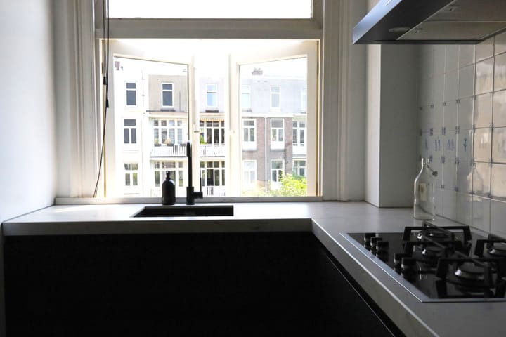 Foto 10 van Alexanderstraat 2-2