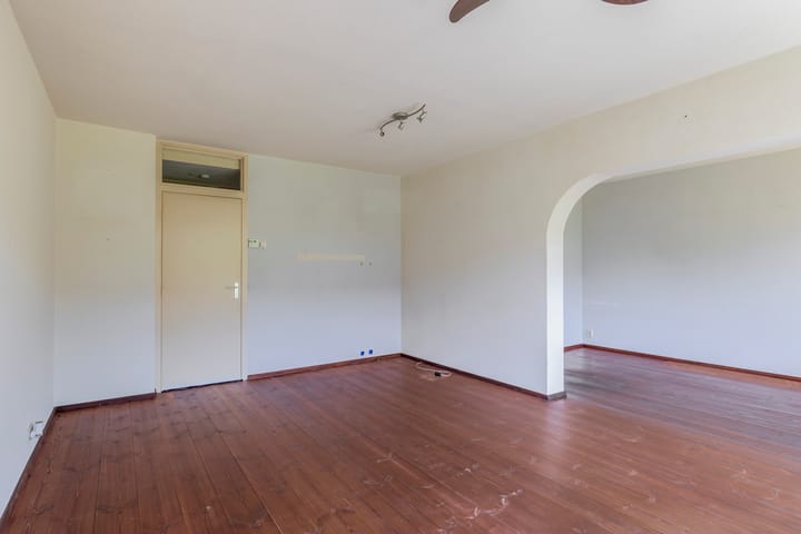 Photo 2 of Schepenstraat 11-A