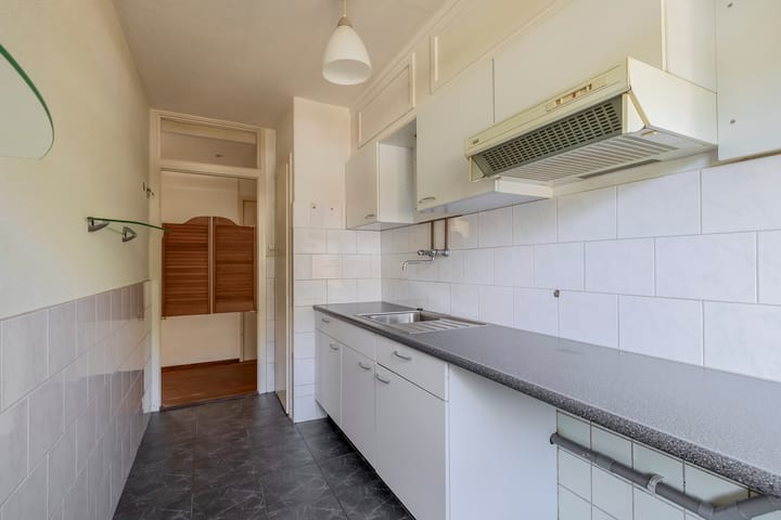 Photo 20 of Schepenstraat 11-A