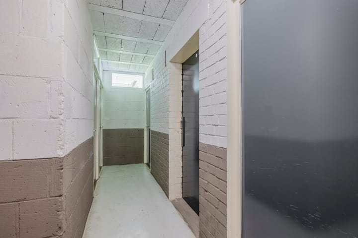 Photo 34 of Schepenstraat 11-A