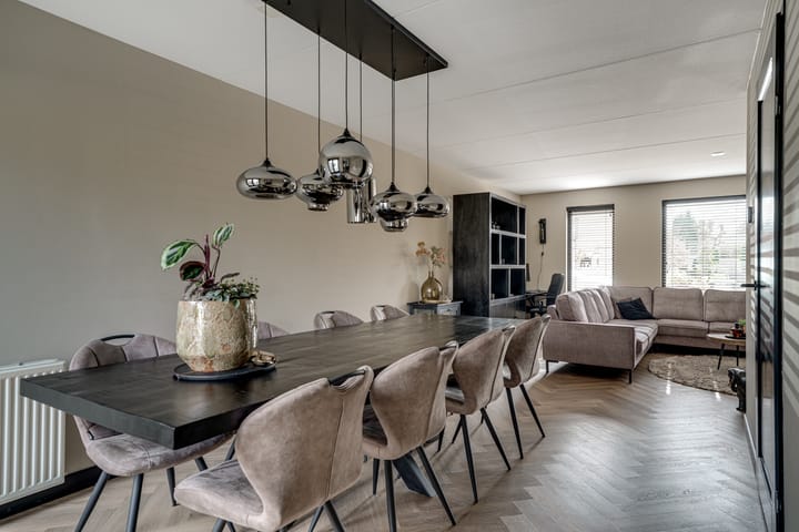 Photo 21 of Commendereijstraat 5