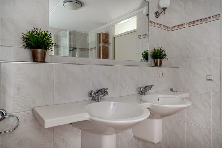 Photo 41 of Commendereijstraat 5