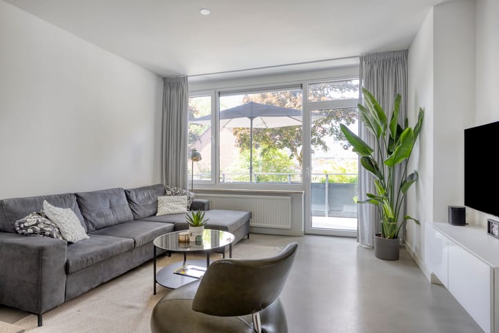 Foto 3 van Schout van der Voortstraat 17