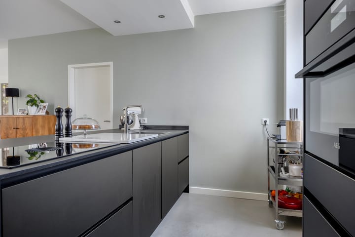 Photo 11 of Schout van der Voortstraat 17