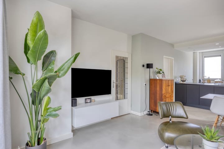 Photo 18 of Schout van der Voortstraat 17