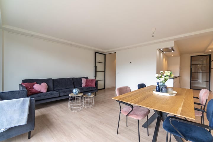 Foto 2 van Donker Curtiusstraat 95