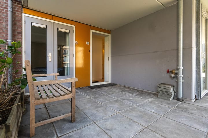 Foto 17 van Donker Curtiusstraat 95