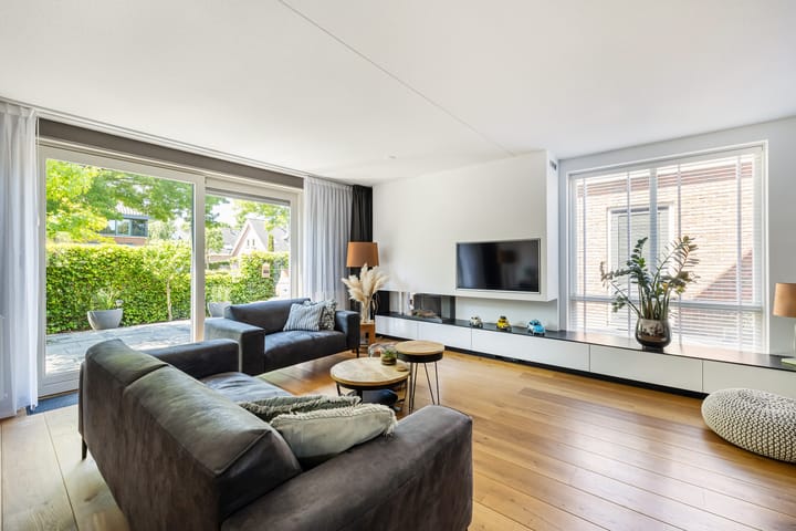 Foto 10 van Staaldiep 4