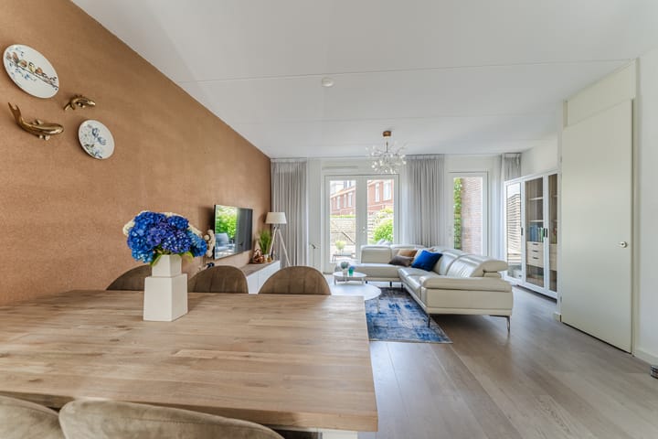 Foto 27 van Prof. Jan Bronnerlaan 181