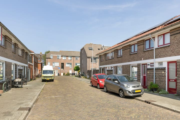Foto 40 van M. de Klerkstraat 43