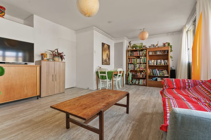 Foto 8 van Wijnbesstraat 9