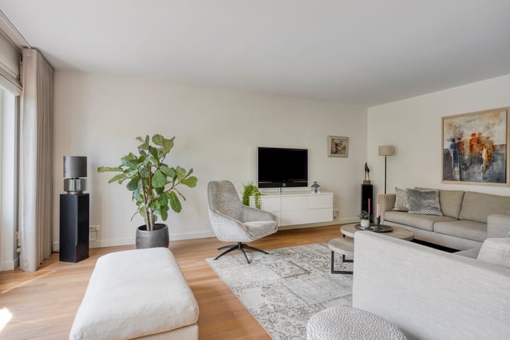 Foto 15 van Zuster Reichertstraat 23