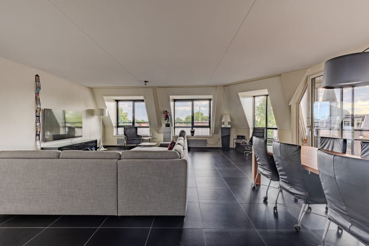 Photo 10 of Kolweg 3-204