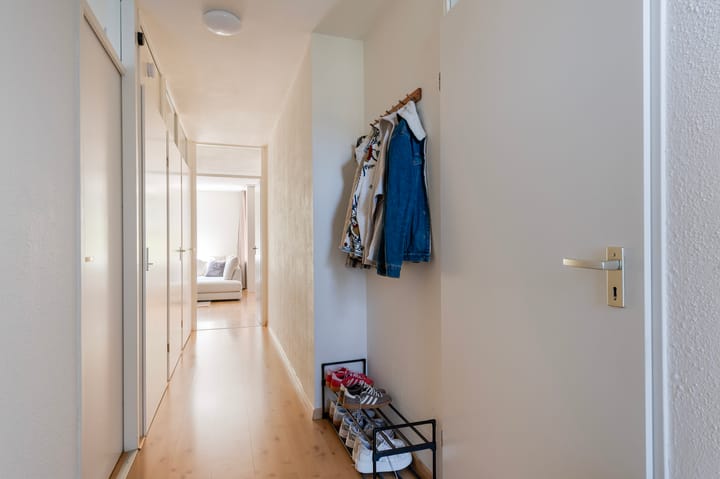 Foto 7 van van Heeckerenweg 10