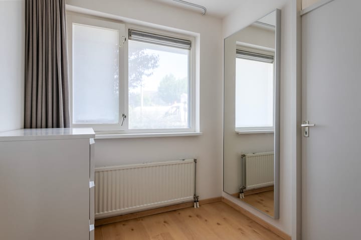 Foto 30 van van Heeckerenweg 10