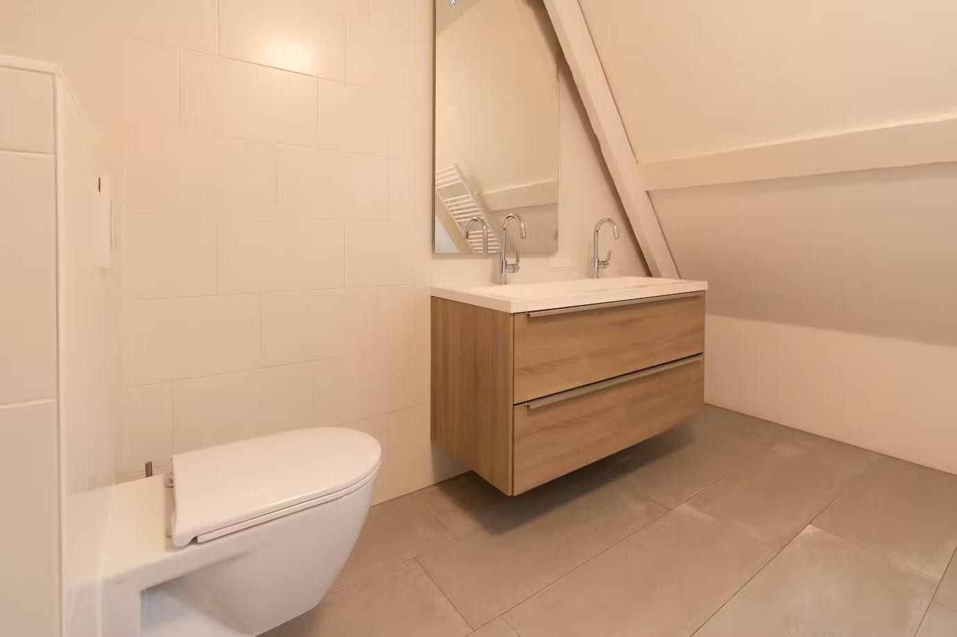 Photo 25 of Hemonystraat 44-3