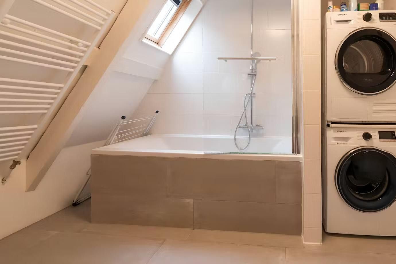 Photo 10 of Hemonystraat 44-3