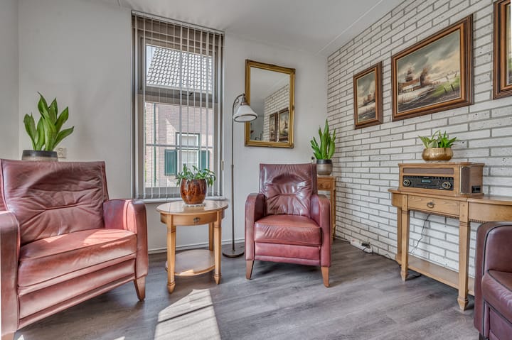 Photo 9 of Oscar Woltersstraat 15